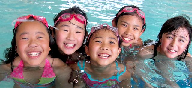 SPECIAL HOURS 11am 1pm 3 6pm FOR MOUNT RAINIER POOL ON